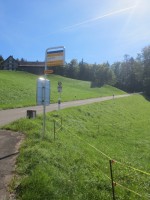 hier befinde ich mich bereits im (recht lange steilen) Aufstieg von Wattwil nach Hemberg